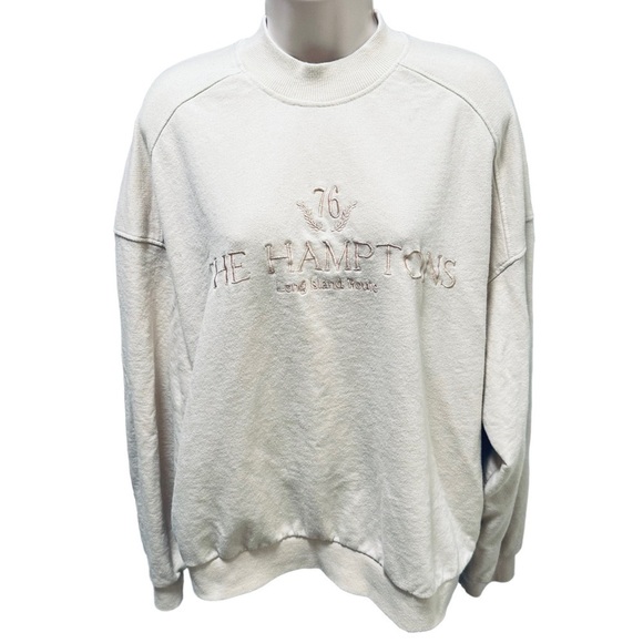 Bershka The Hamptons embroidered collegiate sweatshirt in beige ASOS Size M - Picture 7 of 8